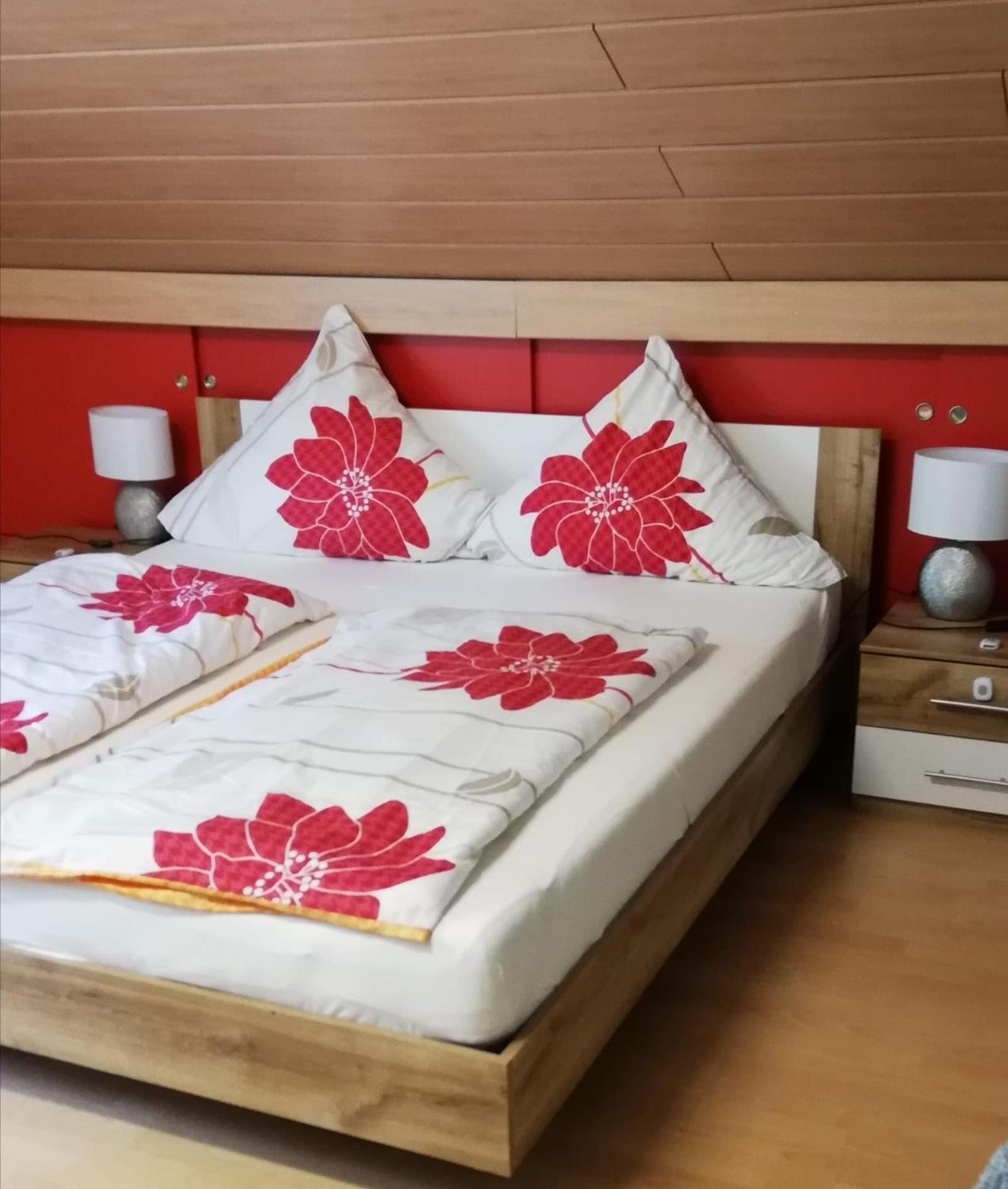 Am Lindenbaum, Ferienwohnung In Siebenbach Am Nuerburgring מראה חיצוני תמונה